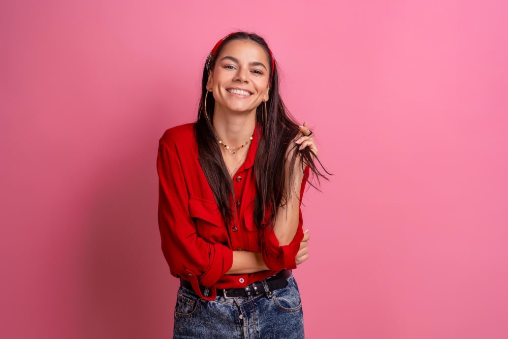 Les Signes Incontestables Qu Une Femme S Interesse A Un Homme