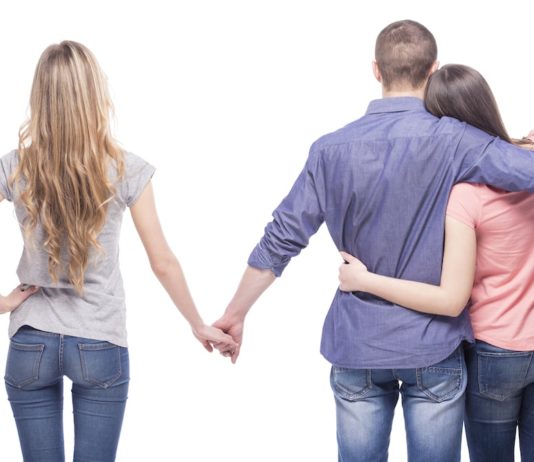 Pourquoi les femmes trompent leurs maris ?